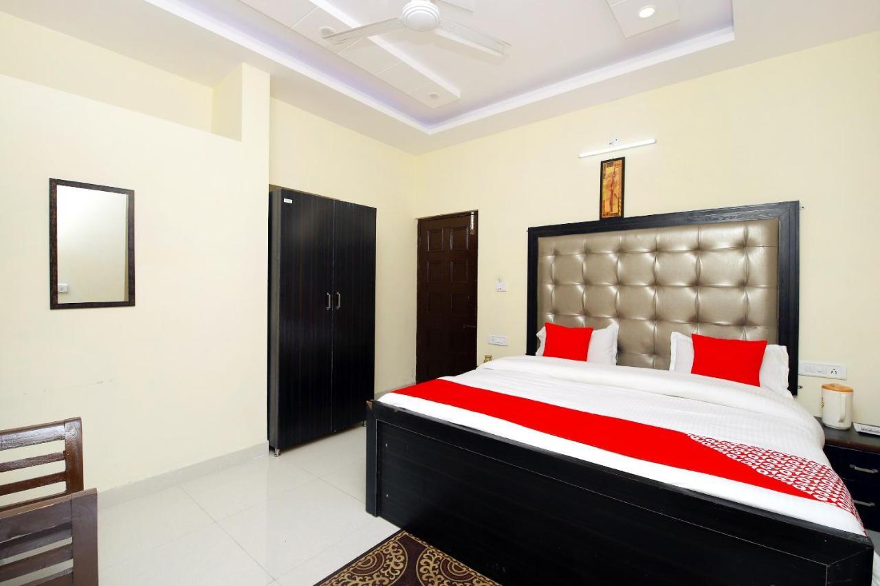 โอโย 8670 โฮเต็ล อุษา พาเลซ Hotel มัสซูรี ภายนอก รูปภาพ