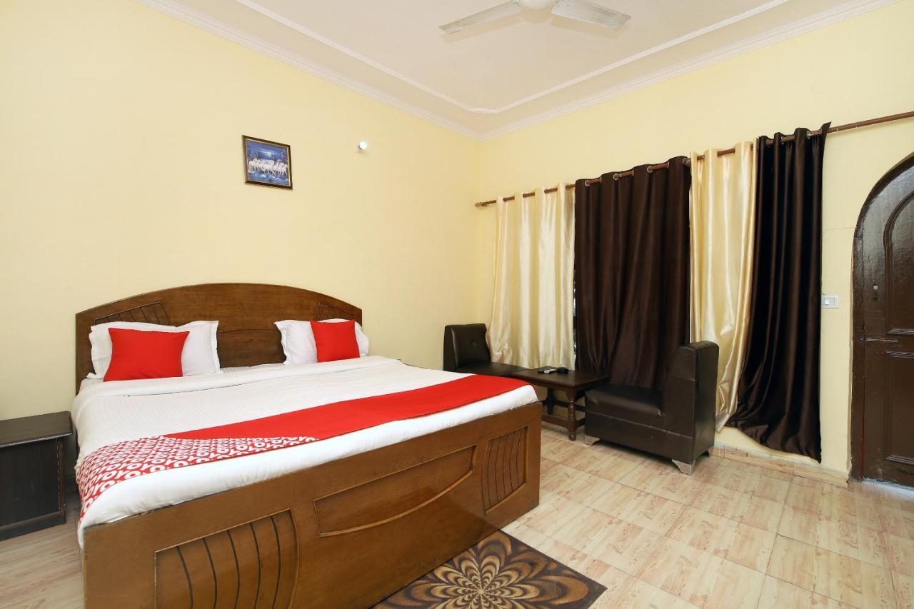 โอโย 8670 โฮเต็ล อุษา พาเลซ Hotel มัสซูรี ภายนอก รูปภาพ