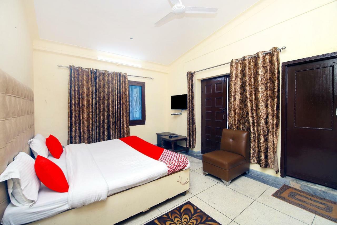 โอโย 8670 โฮเต็ล อุษา พาเลซ Hotel มัสซูรี ภายนอก รูปภาพ