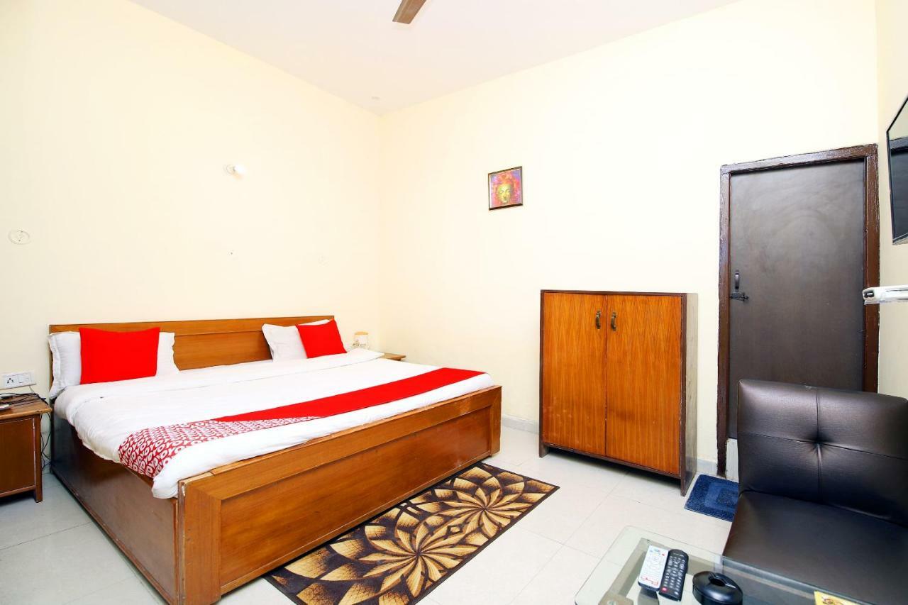 โอโย 8670 โฮเต็ล อุษา พาเลซ Hotel มัสซูรี ภายนอก รูปภาพ